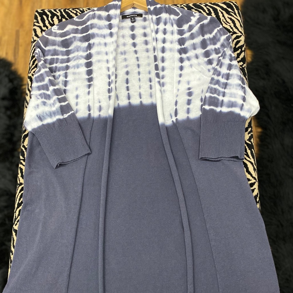 •Express 3/4 Sleeve Tye Dye Cardigan